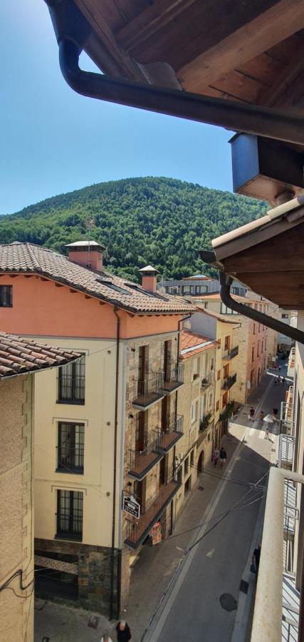 Cal Tranquil Camprodon, Acollidor Atic Al Centre Appartement Buitenkant foto