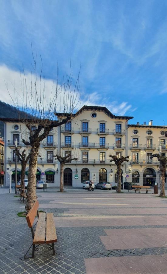 Cal Tranquil Camprodon, Acollidor Atic Al Centre Appartement Buitenkant foto